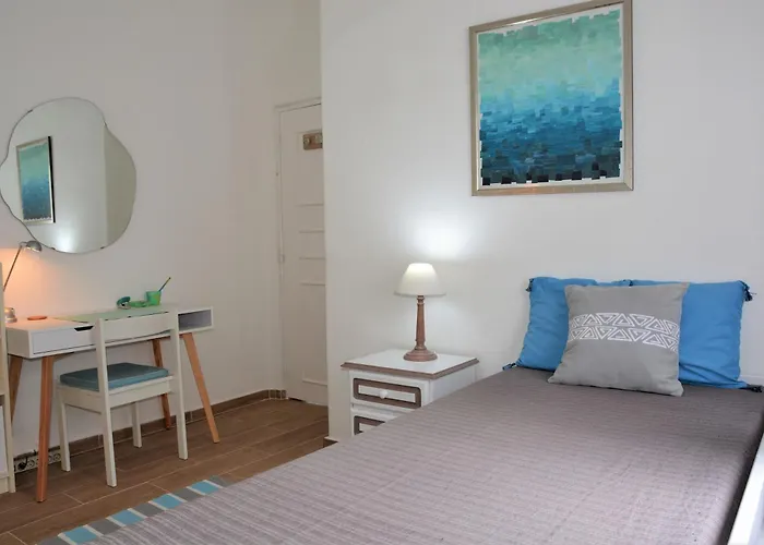 Shades Of Blue With Ocean View - Fast Wifi